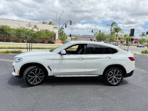 Used 2019 BMW X4 xDrive30i w/ Driving Assistance Package AWD/4WD image 4