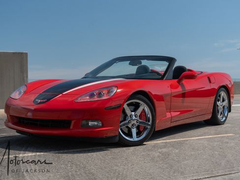 Used 2007 Chevrolet Corvette Convertible w/ Preferred Equipment Group RWD image 4