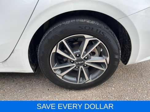 Used 2023 Kia Forte LXS w/ LXS Technology Package image 22