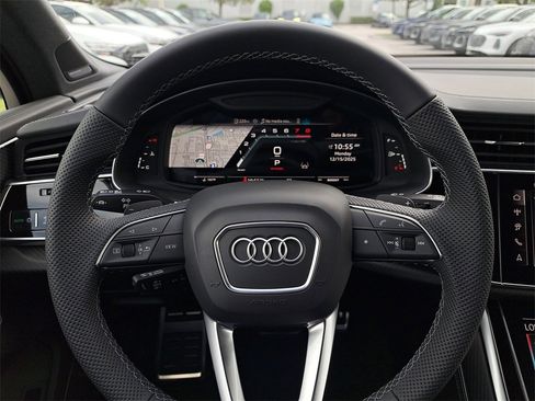 New 2026 Audi SQ7 Prestige image 7