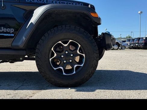 Used 2022 Jeep Wrangler Unlimited Rubicon 4xe w/ Cold Weather Group AWD/4WD image 10