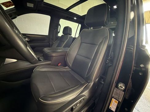 Certified 2023 GMC Yukon XL SLT image 11