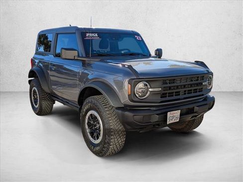 Used 2023 Ford Bronco 2-Door w/ Sasquatch Package image 3