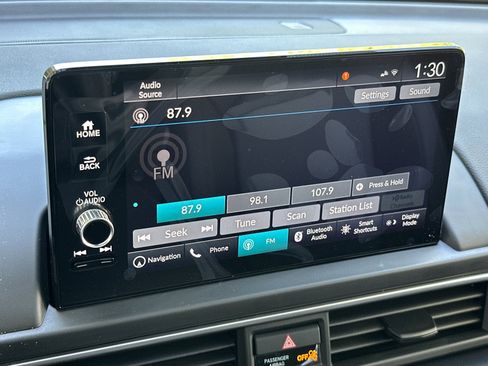 New 2025 Honda Pilot Touring image 22