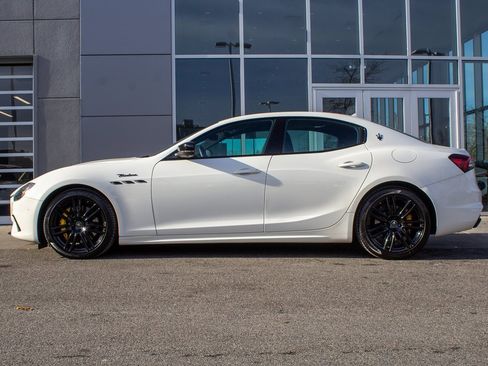 Used 2022 Maserati Ghibli Modena Q4 image 5
