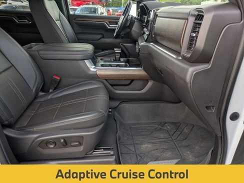 Used 2023 Chevrolet Silverado 1500 High Country w/ Technology Package AWD/4WD image 28
