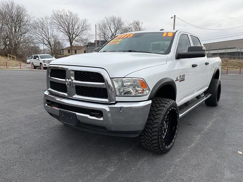 Used 2018 RAM 2500 Tradesman w/ Chrome Appearance Group image 40