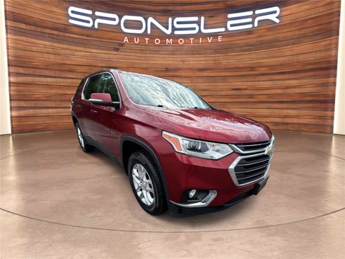 Used 2019 Chevrolet Traverse LT FWD image 9