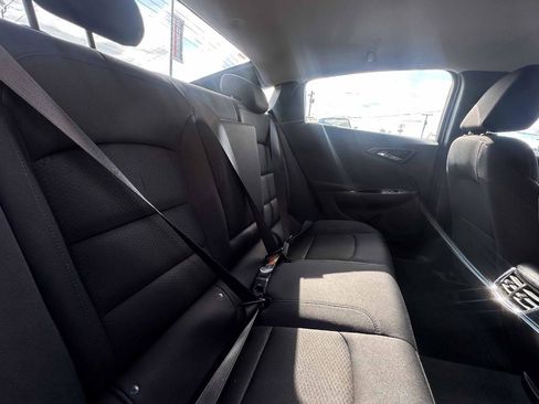 Used 2023 Chevrolet Malibu LT FWD image 22