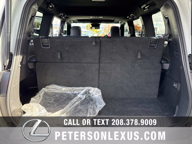 Used 2024 Lexus GX 550 w/ Cold Area Package AWD/4WD image 20