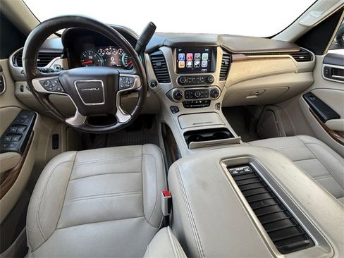Used 2020 GMC Yukon Denali image 12