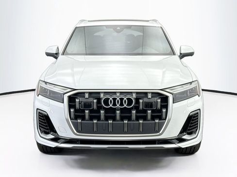 Used 2026 Audi Q7 3.0T Premium Plus w/ Premium Plus Package AWD/4WD image 3