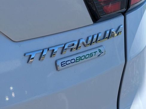 Used 2018 Ford Escape Titanium image 16