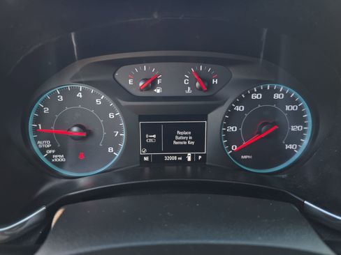 Used 2020 Chevrolet Equinox LS w/ LS Convenience Package image 18