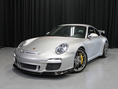 Used 2010 Porsche 911 GT3 image 1
