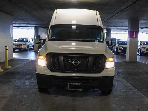 Used 2018 Nissan NV 2500 SV w/ Navigation Package RWD image 2