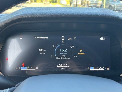 New 2025 Jeep Grand Cherokee L Laredo image 22