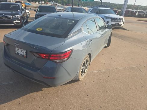 Used 2025 Nissan Sentra SV FWD image 6