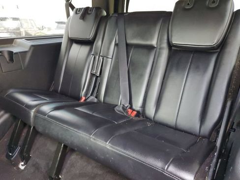 Used 2016 Ford Expedition EL XLT w/ Equipment Group 202A AWD/4WD image 13