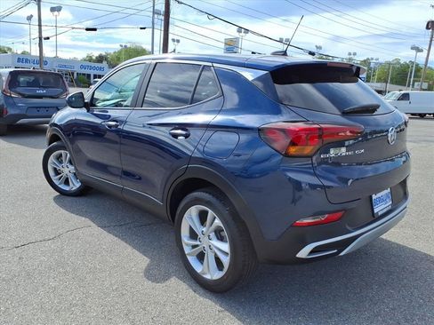Used 2023 Buick Encore GX Preferred w/ Cold Weather Comfort Package FWD image 6