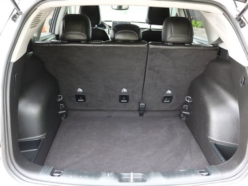 Used 2022 Jeep Compass Limited image 15