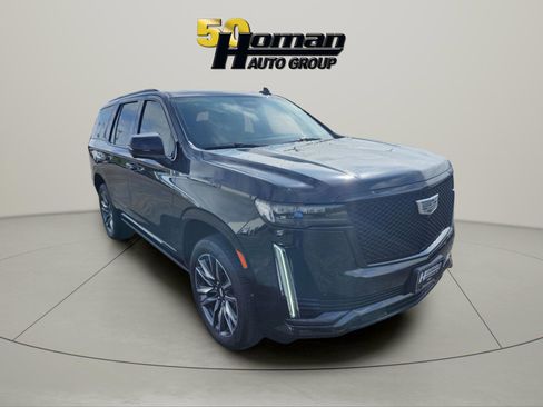 Used 2021 Cadillac Escalade Sport w/ Driver Assist Tech Package AWD/4WD image 3