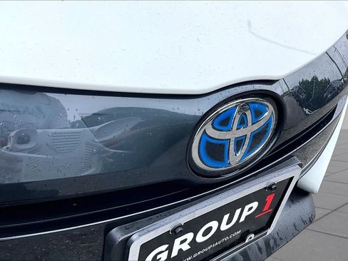 Used 2020 Toyota Prius Prime LE FWD image 28