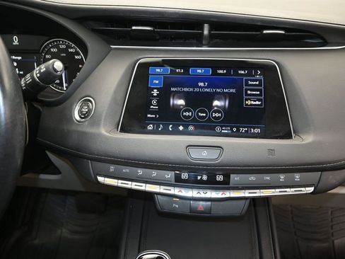 Used 2021 Cadillac XT4 Luxury FWD image 28