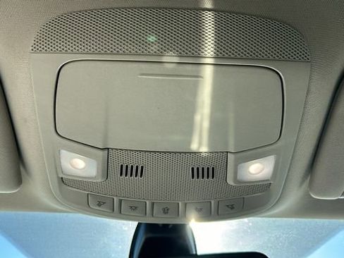 Used 2020 Ford Fusion SE image 24