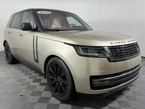 Certified 2023 Land Rover Range Rover SE image 10