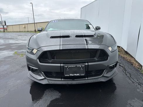Used 2017 Ford Mustang GT w/ GT Performance Package RWD image 10