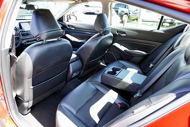 Used 2020 Nissan Altima 2.5 SR FWD image 25