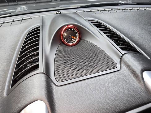 Used 2013 Porsche Cayenne GTS image 12