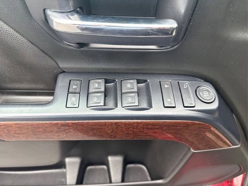 Used 2018 GMC Sierra 1500 SLE w/ SLE Value Package AWD/4WD image 34