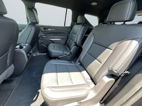 New 2026 Chevrolet Traverse LT w/ Midnight/Sport Edition FWD image 13