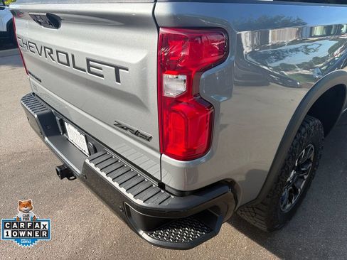 Used 2023 Chevrolet Silverado 1500 ZR2 w/ Technology Package AWD/4WD image 42