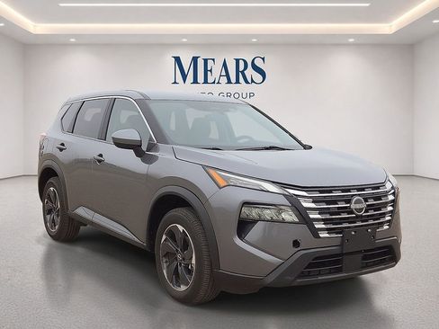 Used 2024 Nissan Rogue SV FWD image 7