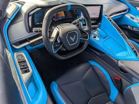 Used 2022 Chevrolet Corvette Stingray Premium Conv w/ Z51 Performance Package image 10