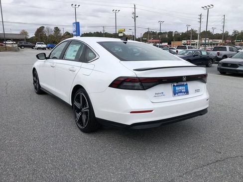 Certified 2023 Honda Accord Sport image 4