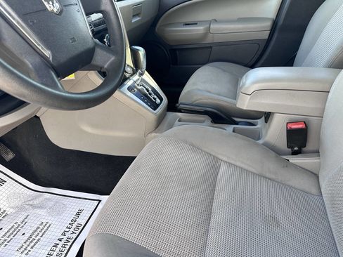 Used 2012 Dodge Caliber SXT image 3