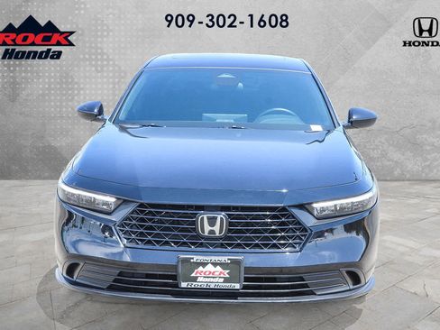 Used 2025 Honda Accord Sport image 2