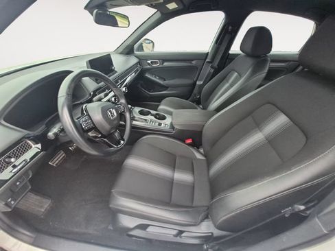 Used 2019 Honda Civic Sport image 9