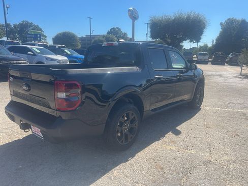 New 2025 Ford Maverick XLT w/ Black Appearance Package image 5