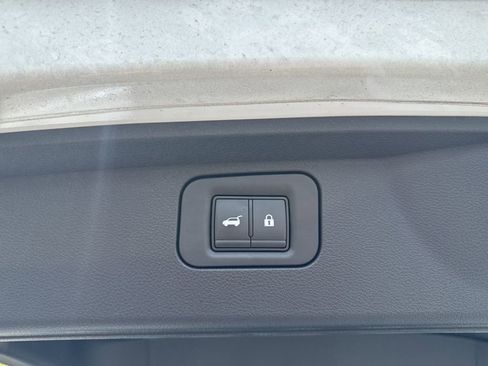Used 2025 INFINITI QX80 Luxe AWD/4WD image 13