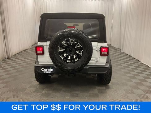 Used 2018 Jeep Wrangler Unlimited Sport S image 3