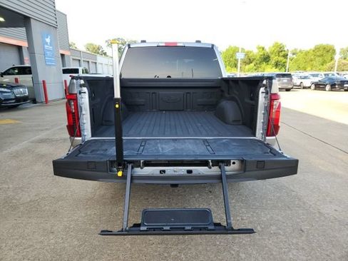 Certified 2024 Ford F150 XLT w/ Mobile Office Package RWD image 8