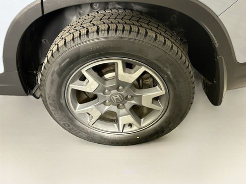 Used 2023 Honda Passport TrailSport image 11
