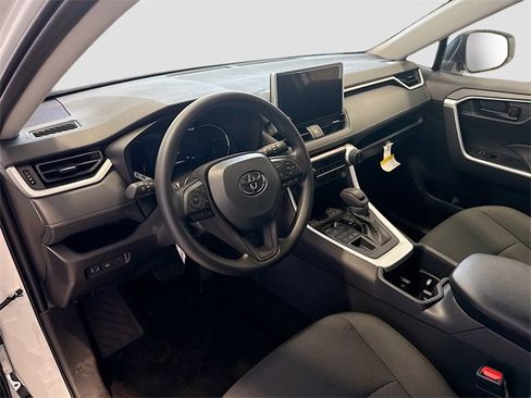 New 2025 Toyota RAV4 LE image 7