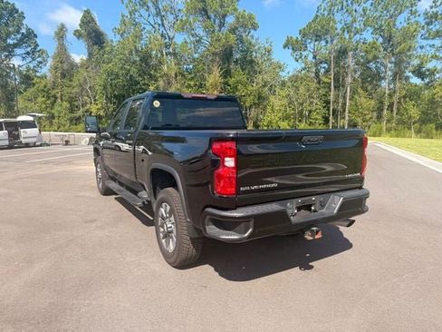 Used 2023 Chevrolet Silverado 2500 Custom w/ Custom Value Package AWD/4WD image 16