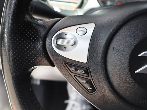 Used 2017 Nissan 370Z Coupe RWD image 23
